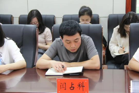 图示, 示意图

中度可信度描述已自动生成