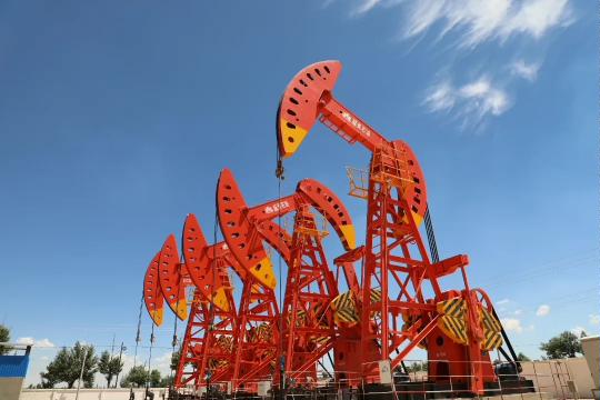 图示, 示意图

中度可信度描述已自动生成