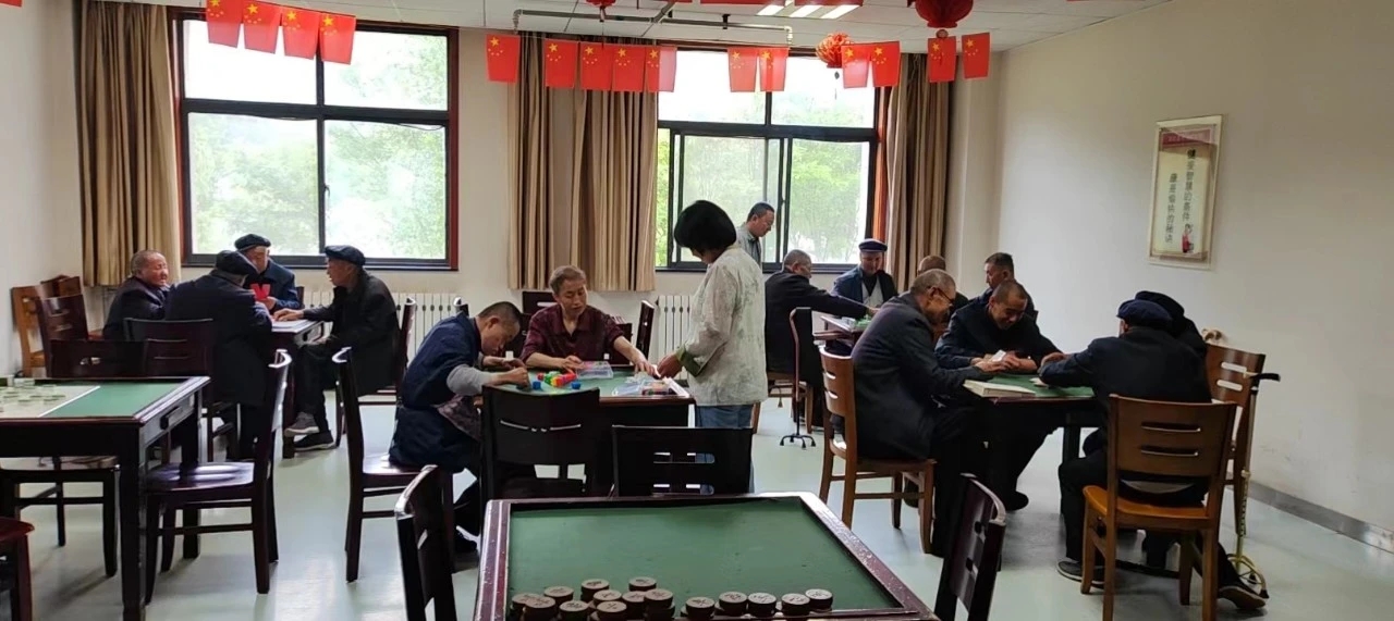 图示, 示意图

中度可信度描述已自动生成
