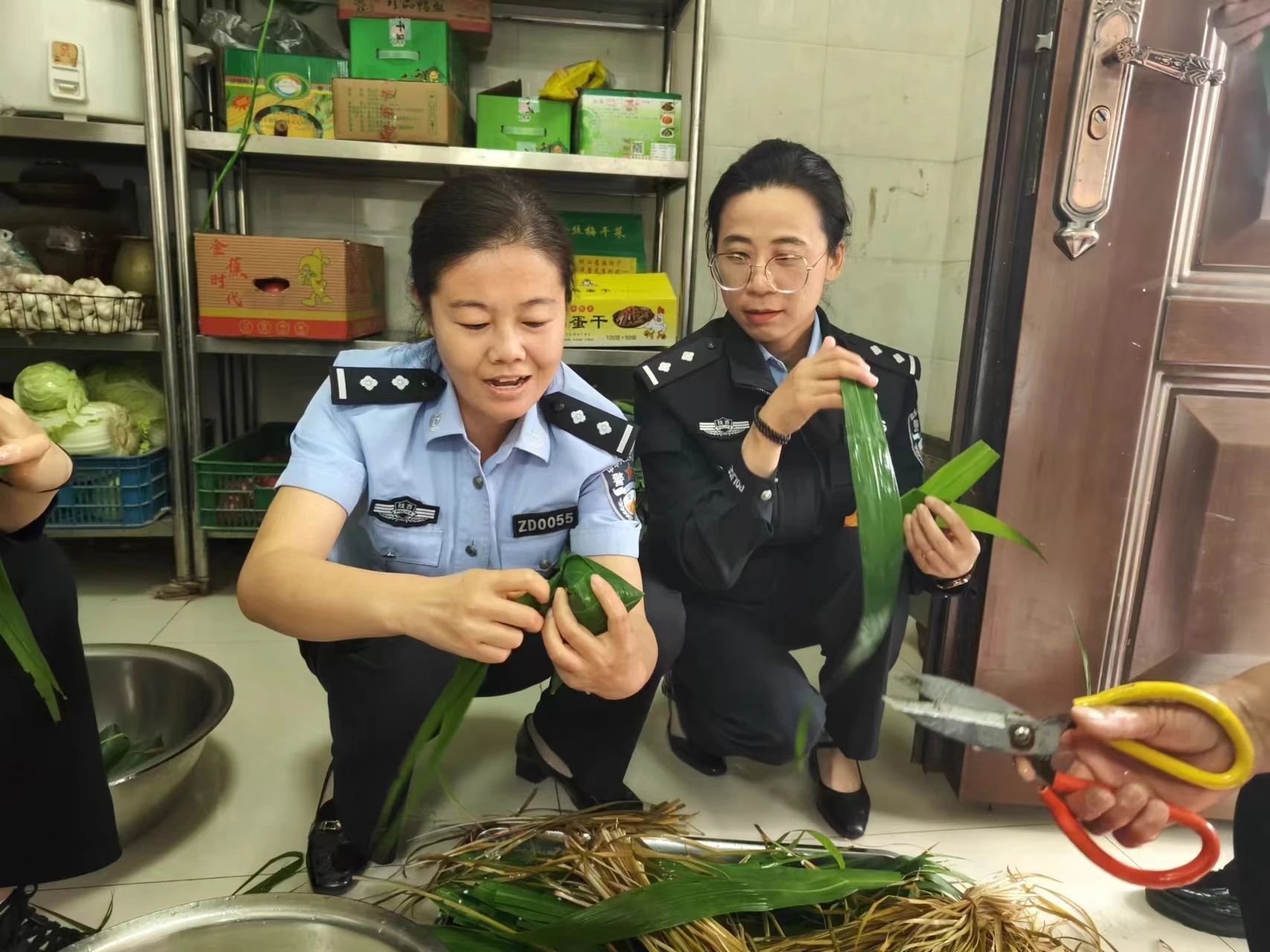 图示, 示意图

中度可信度描述已自动生成