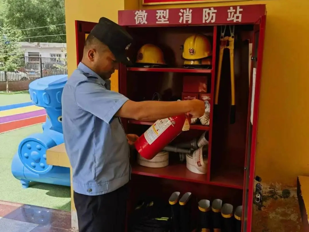 图示, 示意图

中度可信度描述已自动生成