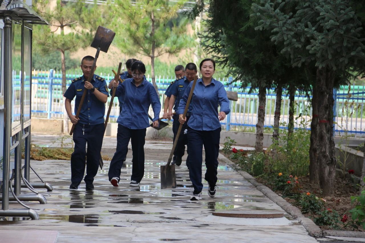 图示, 示意图

中度可信度描述已自动生成