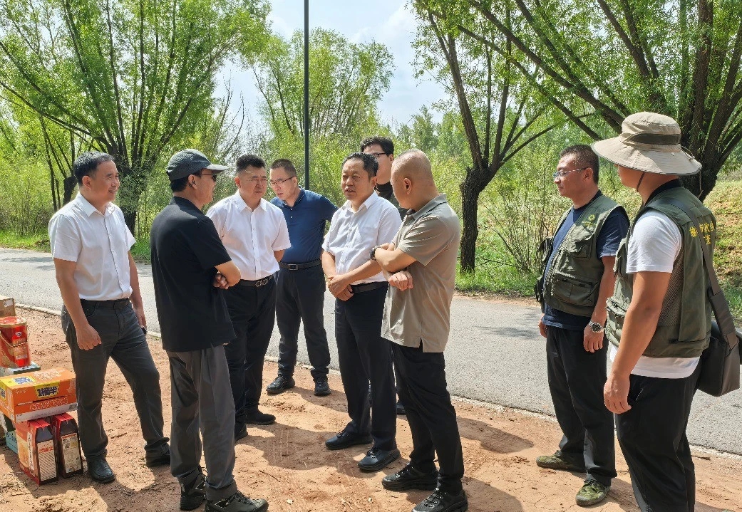 图示, 示意图

中度可信度描述已自动生成
