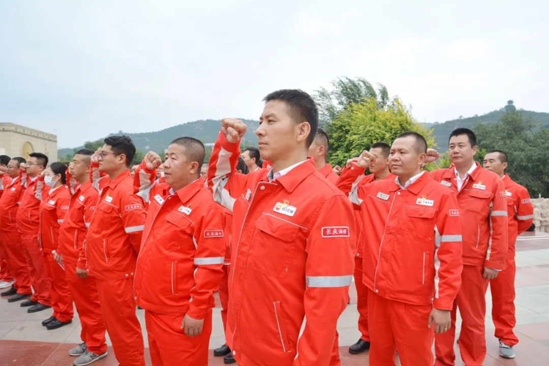 图示, 示意图

中度可信度描述已自动生成