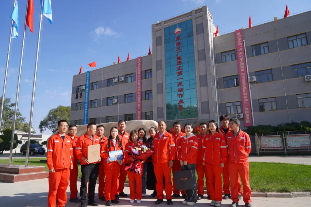 图示, 示意图

中度可信度描述已自动生成