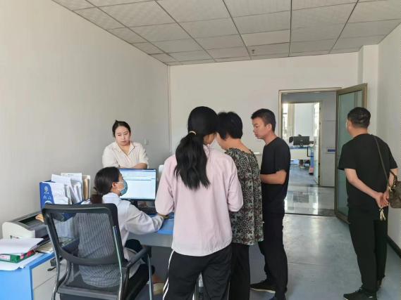 图示, 示意图

中度可信度描述已自动生成