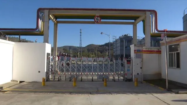 图示, 示意图

中度可信度描述已自动生成