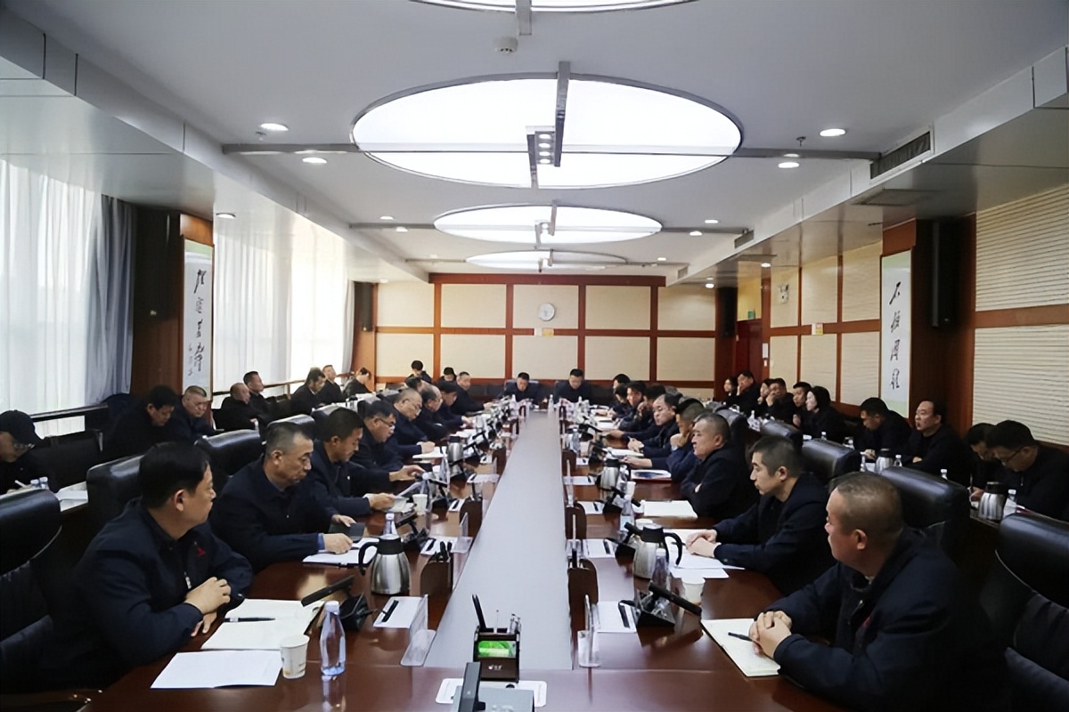 图示, 示意图

中度可信度描述已自动生成