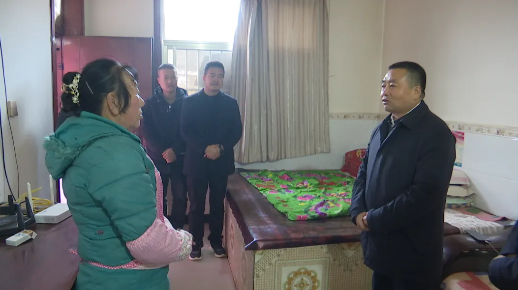 图示, 示意图

中度可信度描述已自动生成