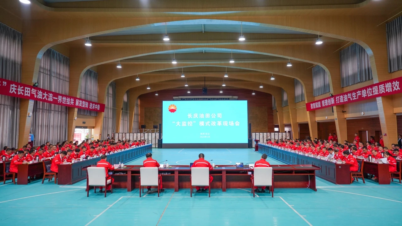 图示, 示意图

中度可信度描述已自动生成